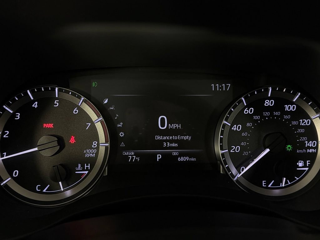 Used 2026 Toyota Highlander XLE AWD/4WD image 14