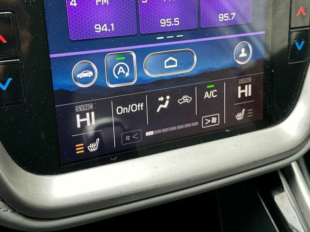 Used 2020 Subaru Outback Premium image 24