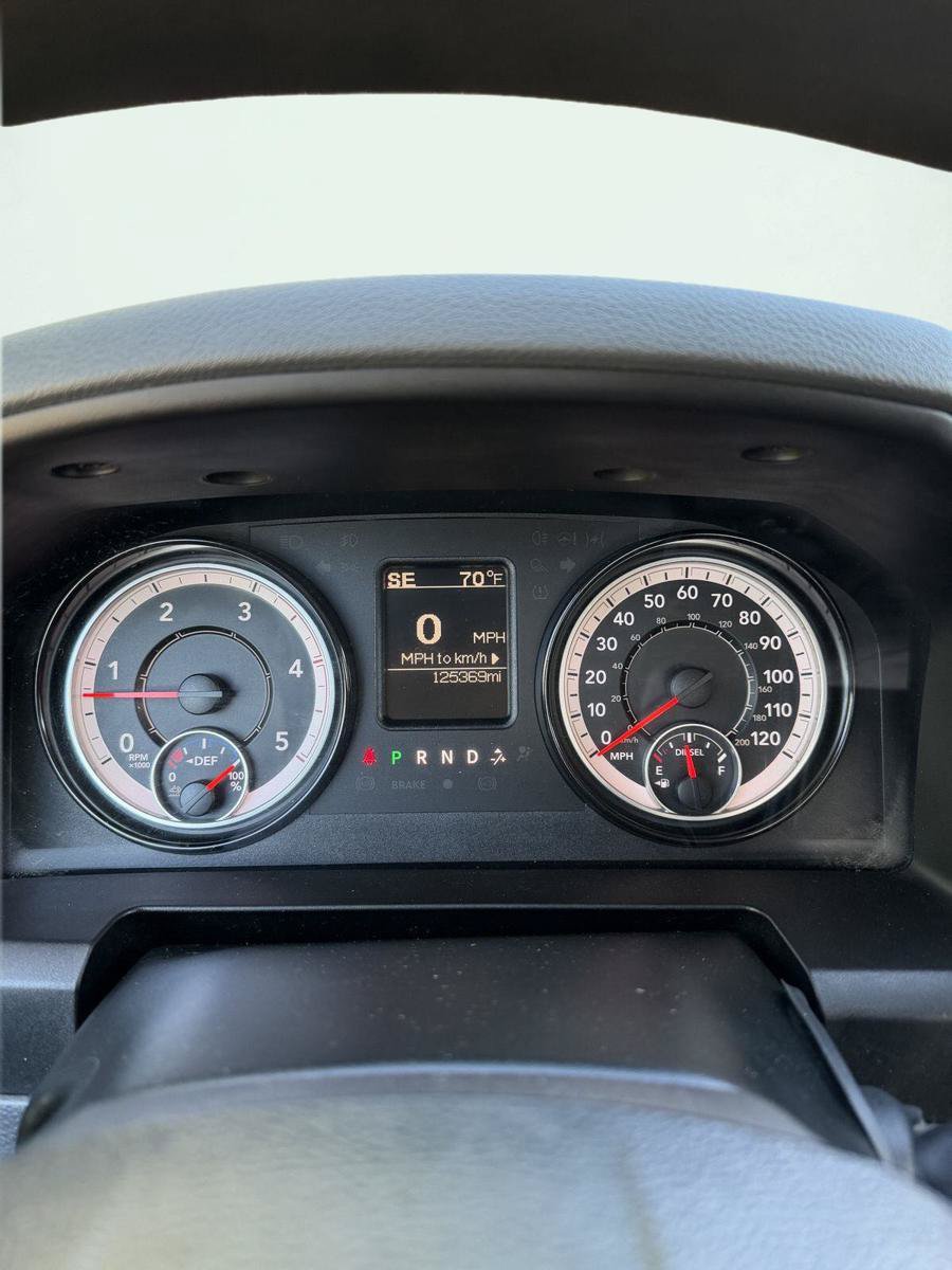 Used 2018 RAM 3500 Tradesman w/ Chrome Appearance Group AWD/4WD image 7