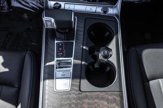 Used 2023 Audi A6 Premium Plus w/ Premium Plus Package image 20