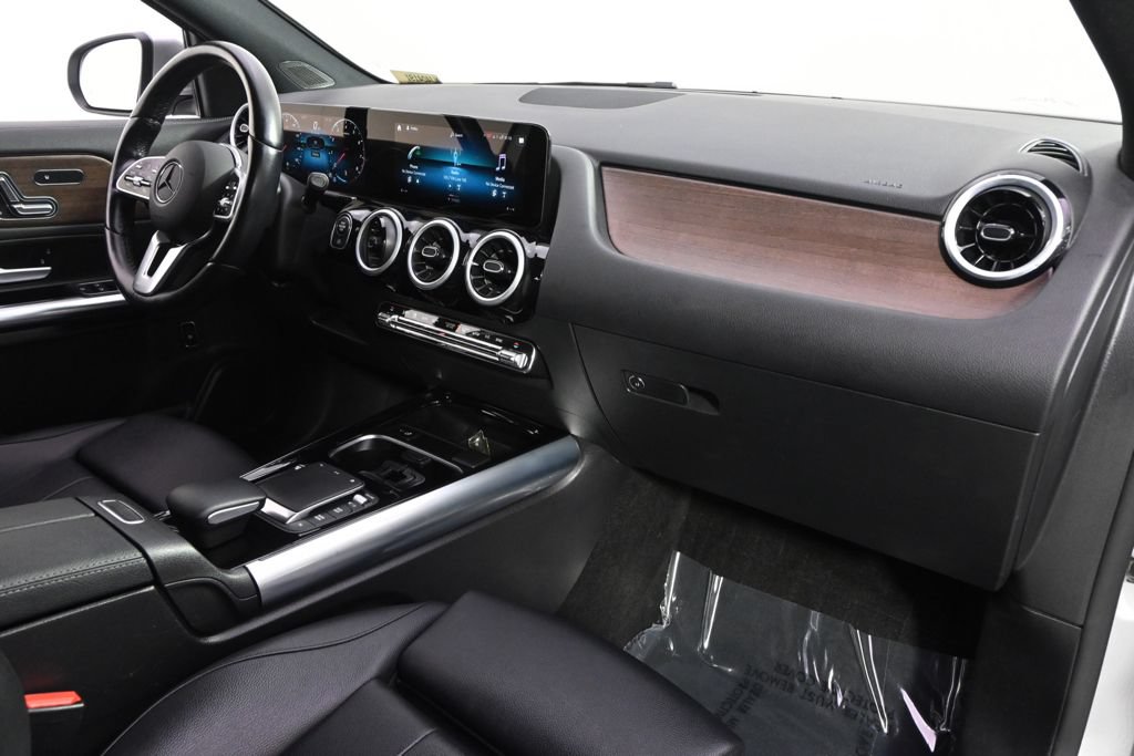 Used 2022 Mercedes-Benz GLA 250 4MATIC image 15