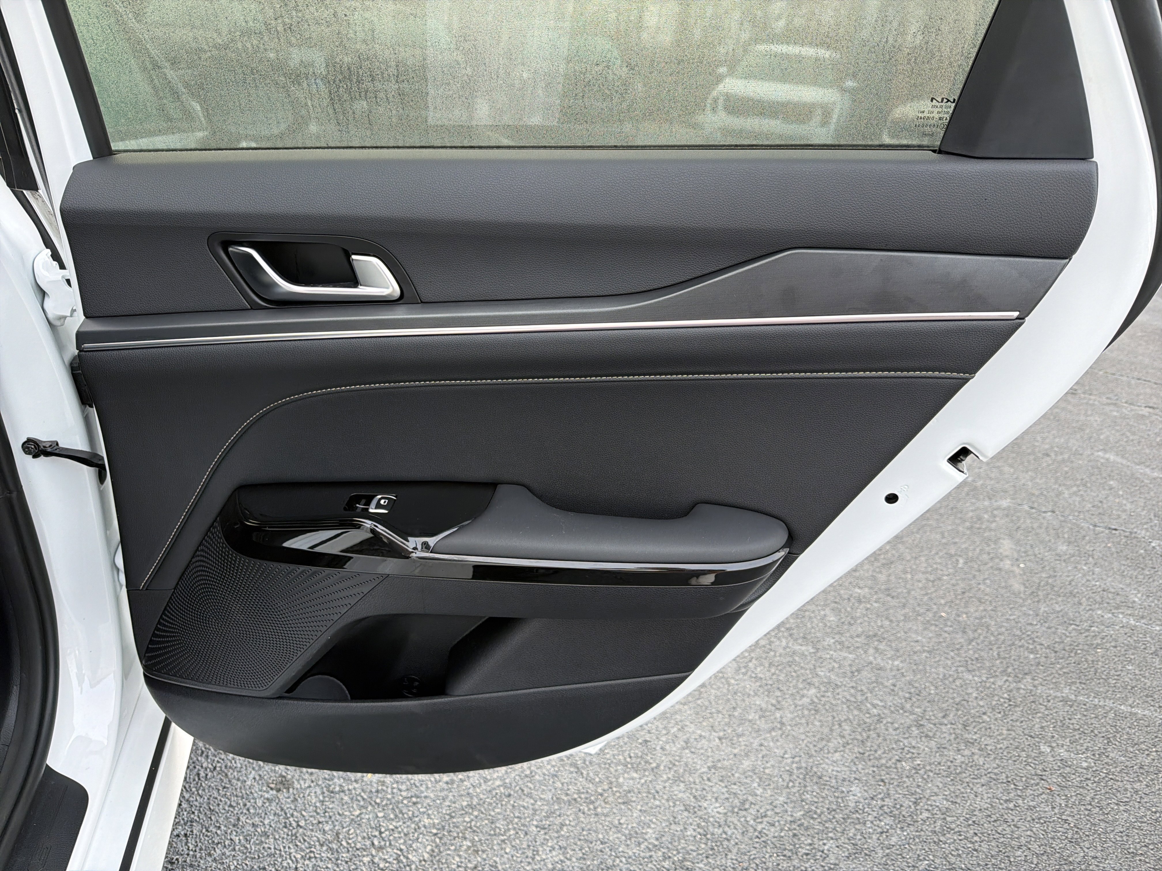 Used 2025 Kia K5 GT-Line w/ GT-Line Premium Package image 16