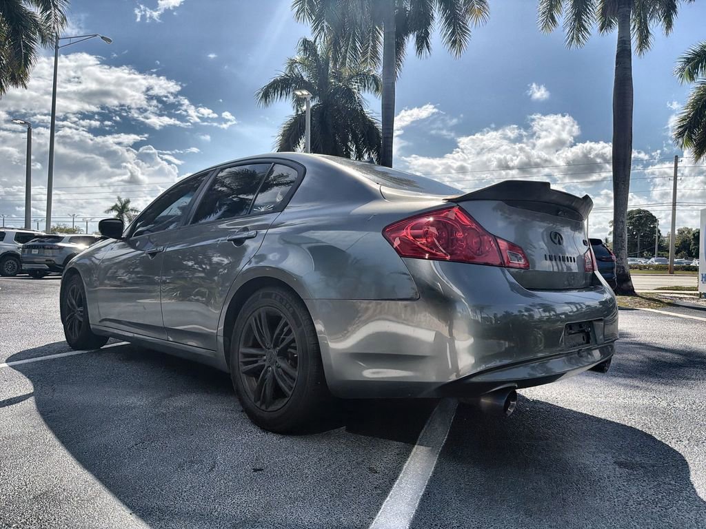 Used 2013 INFINITI G37 Journey RWD image 19