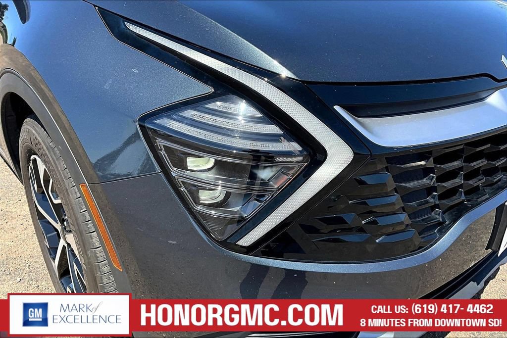 Used 2025 Kia Sportage EX w/ Premium Package FWD image 29