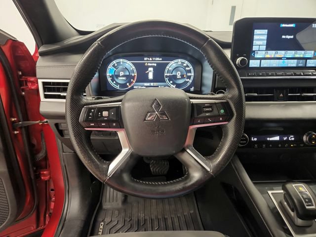 Used 2023 Mitsubishi Outlander Ralliart AWD/4WD image 35