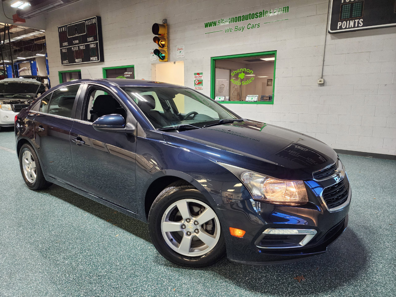 Used 2016 Chevrolet Cruze LT image 14