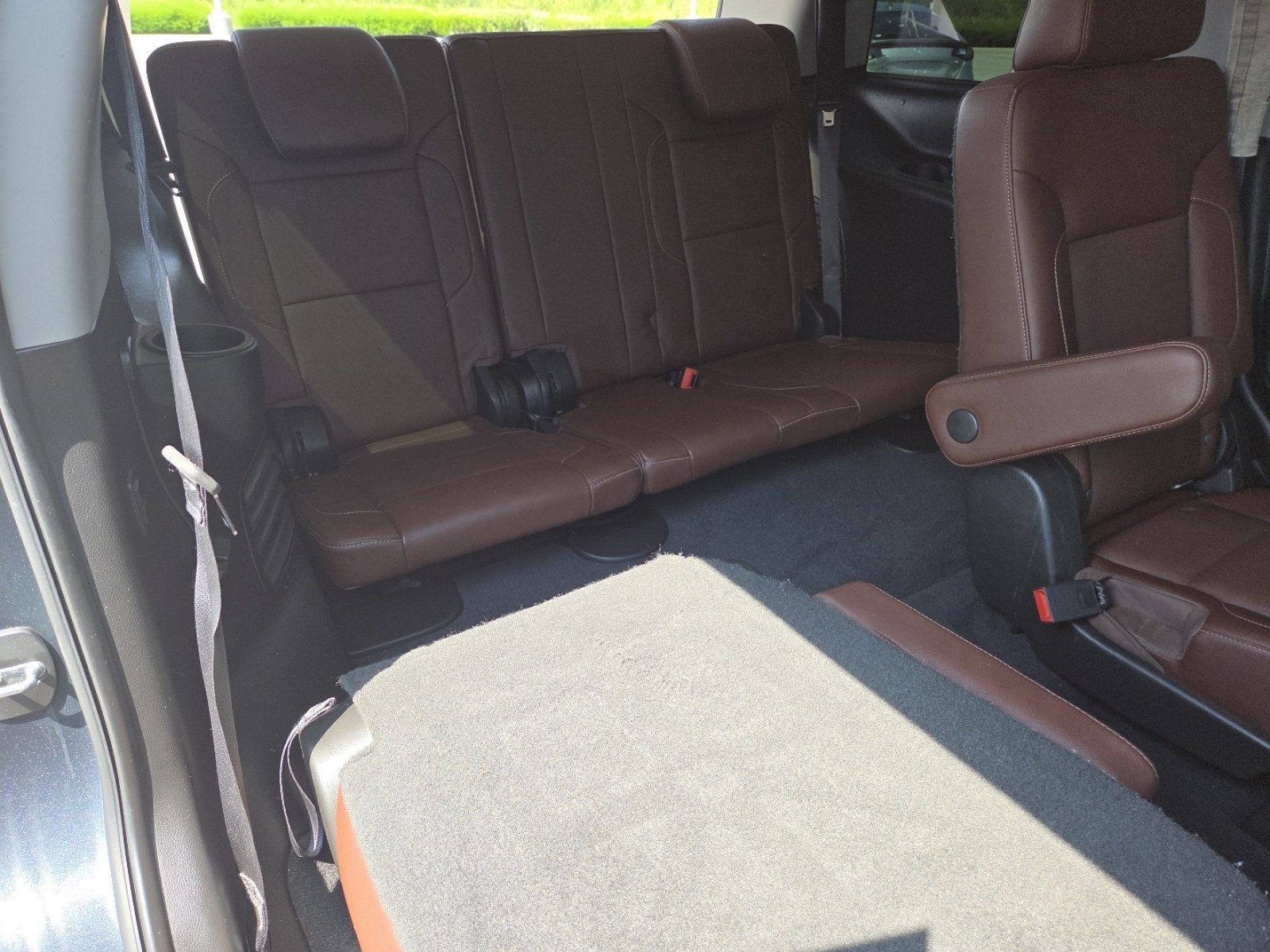 Used 2019 Chevrolet Tahoe Premier w/ Premier Plus Edition AWD/4WD image 25