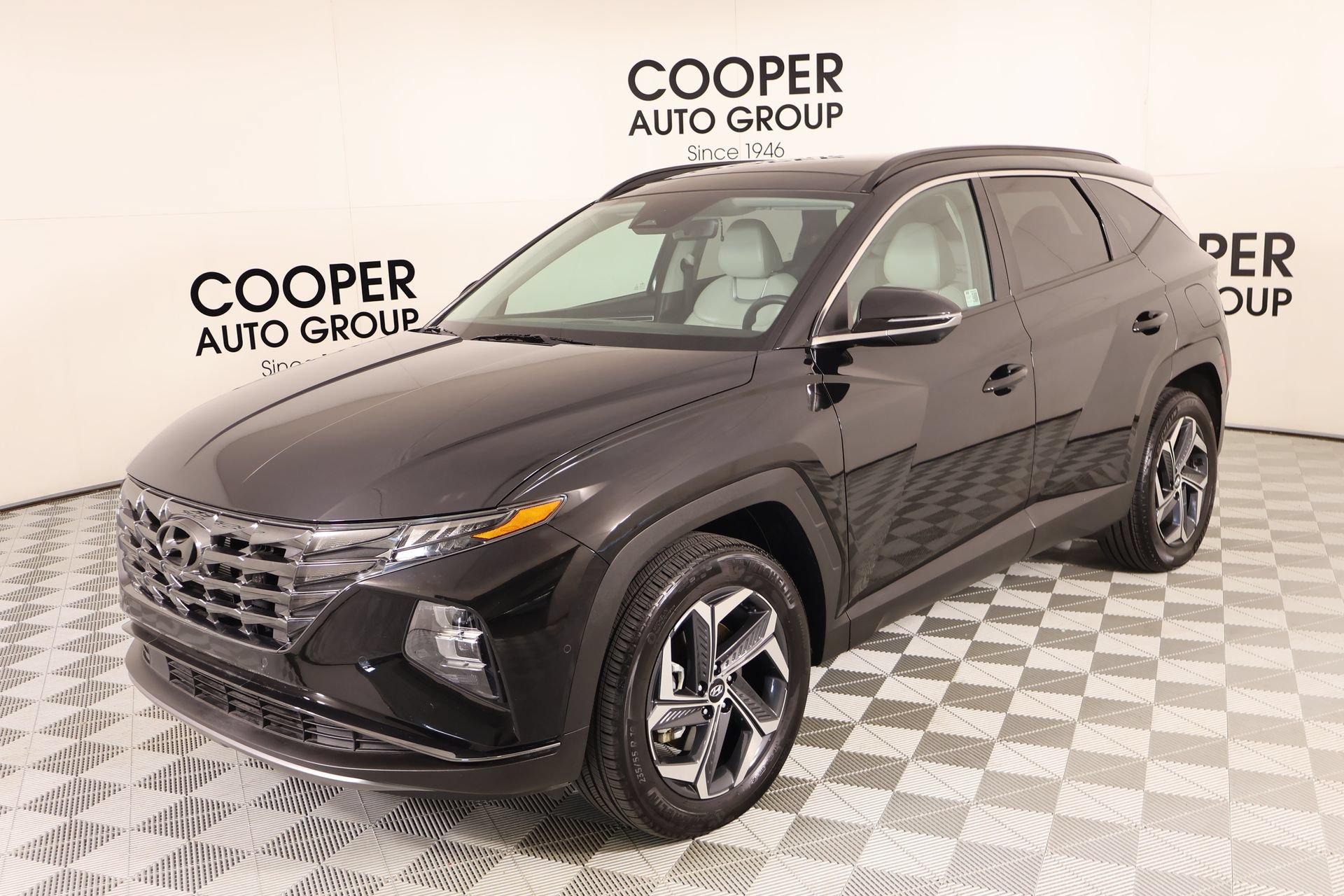 Certified 2024 Hyundai Tucson Limited AWD/4WD image 11