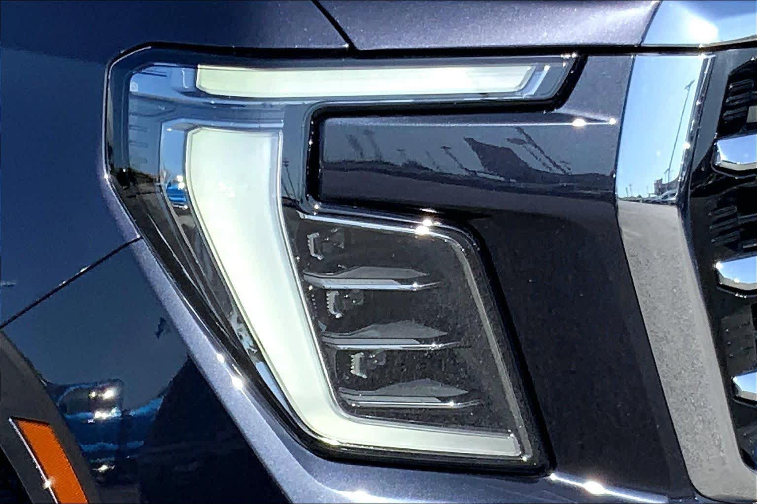Used 2026 GMC Yukon Elevation RWD image 24
