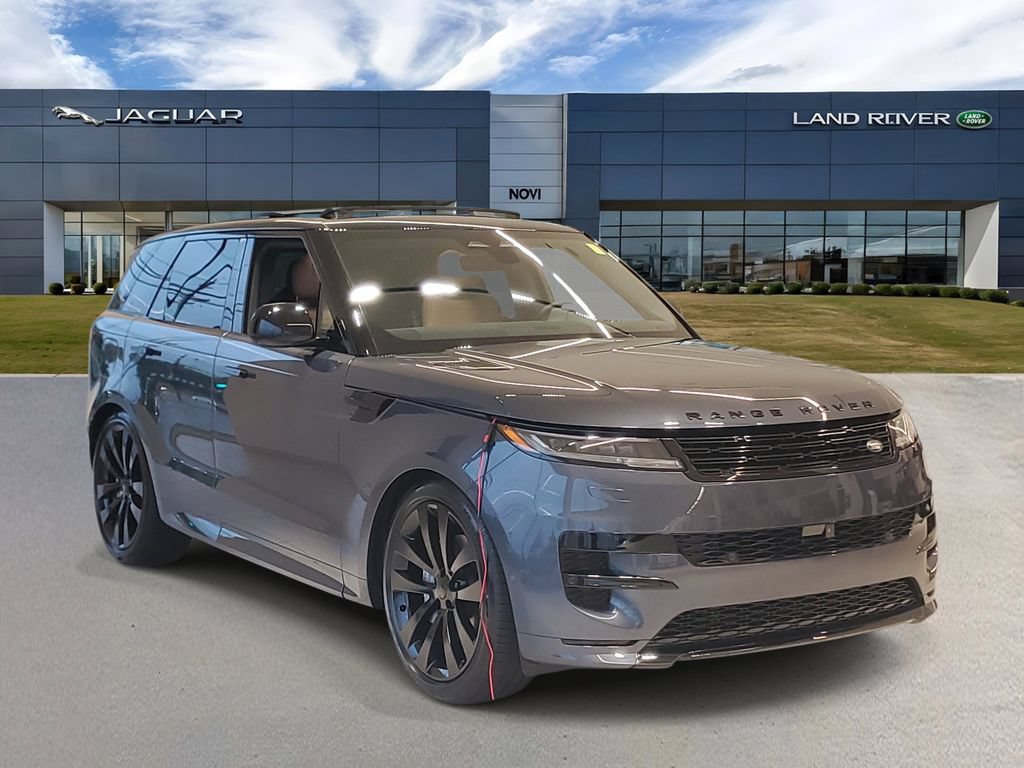 New 2027 Land Rover Range Rover Sport Dynamic SE AWD/4WD image 2
