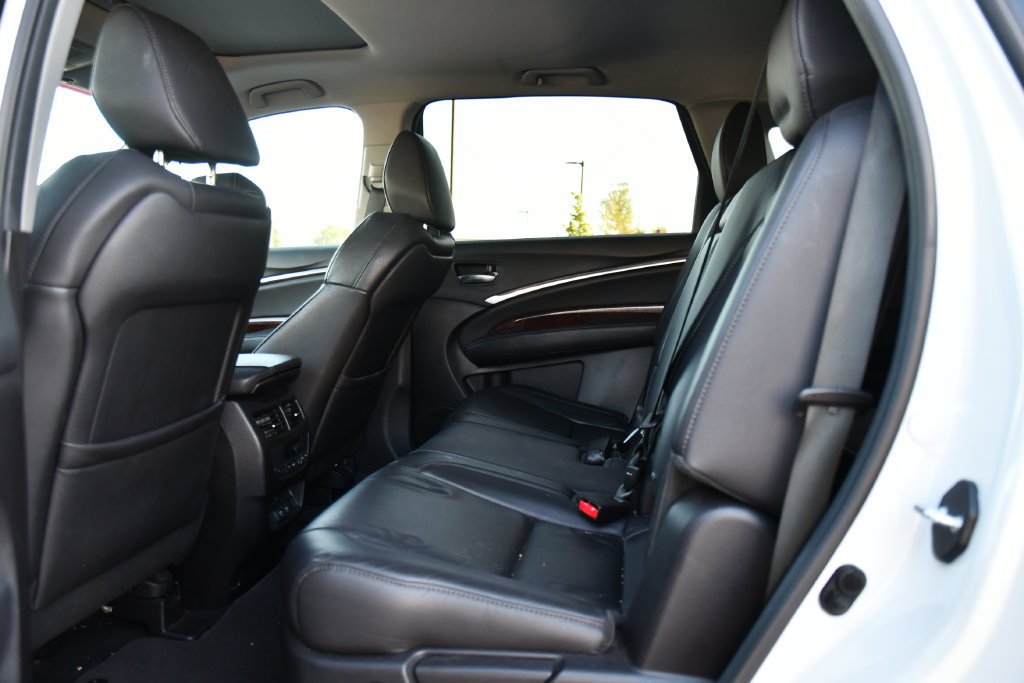 Used 2020 Acura MDX SH-AWD image 25