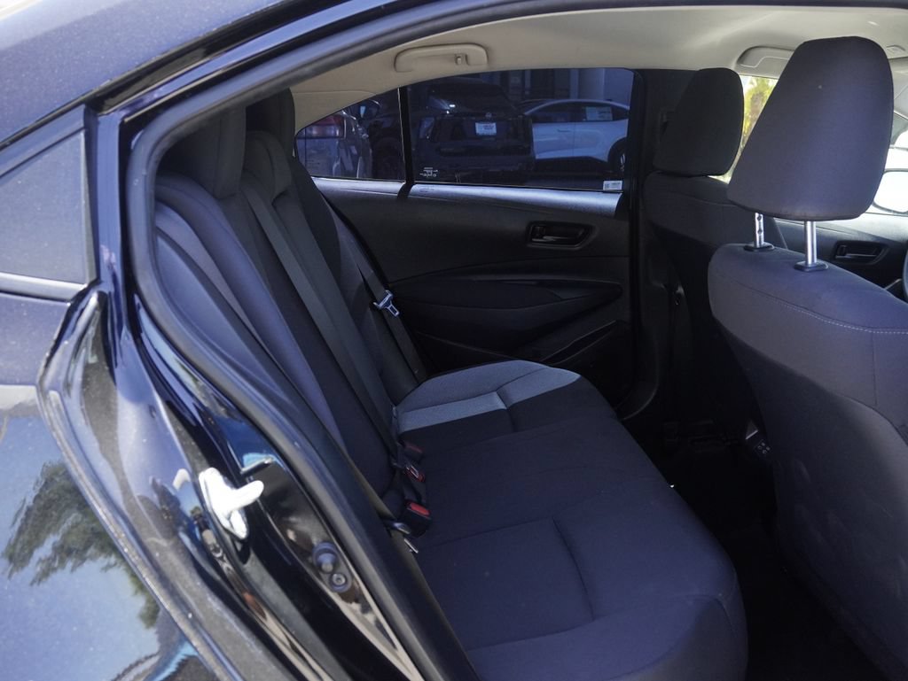 Used 2023 Toyota Corolla LE FWD image 23