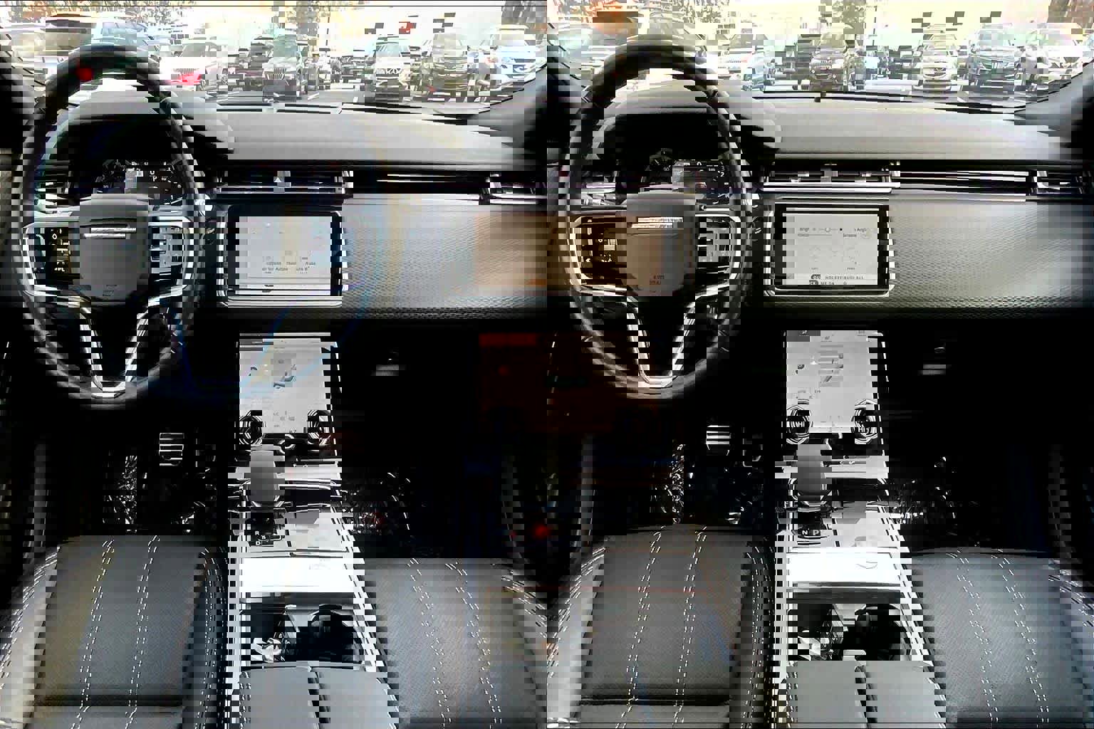 Used 2023 Land Rover Range Rover Velar R-Dynamic S image 13