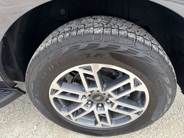 Used 2025 Ford Expedition Max Active AWD/4WD image 33