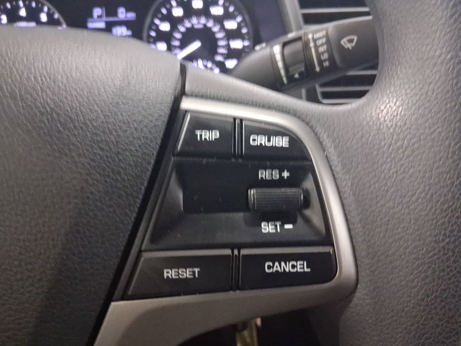 Used 2017 Hyundai Elantra SE image 23