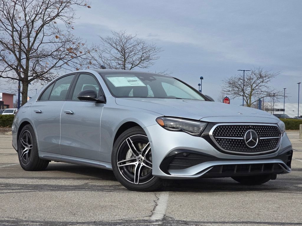 New 2026 Mercedes-Benz E 450 4MATIC Sedan image 1