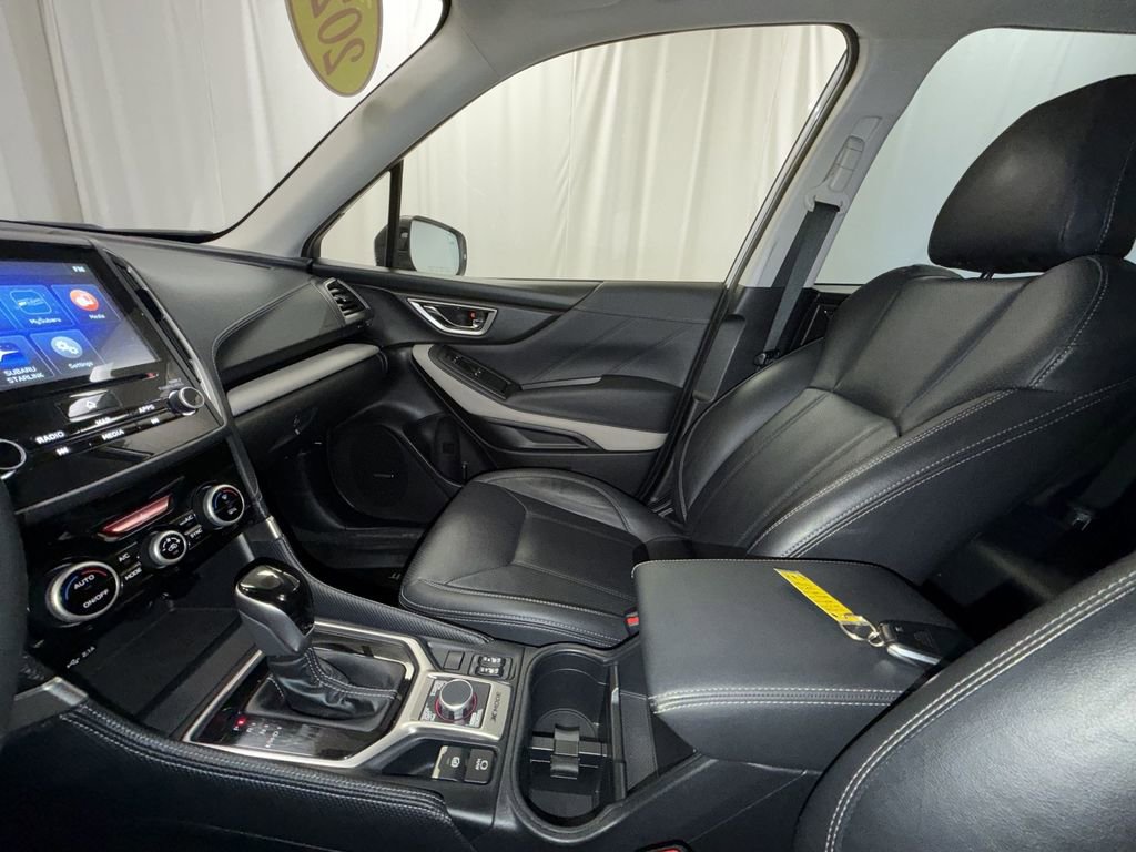 Used 2023 Subaru Forester Limited image 21
