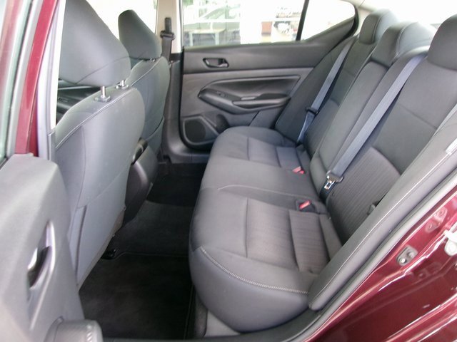 Used 2024 Nissan Altima 2.5 SV image 17