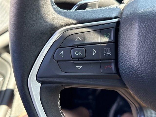 New 2025 Jeep Grand Cherokee L Altitude image 17