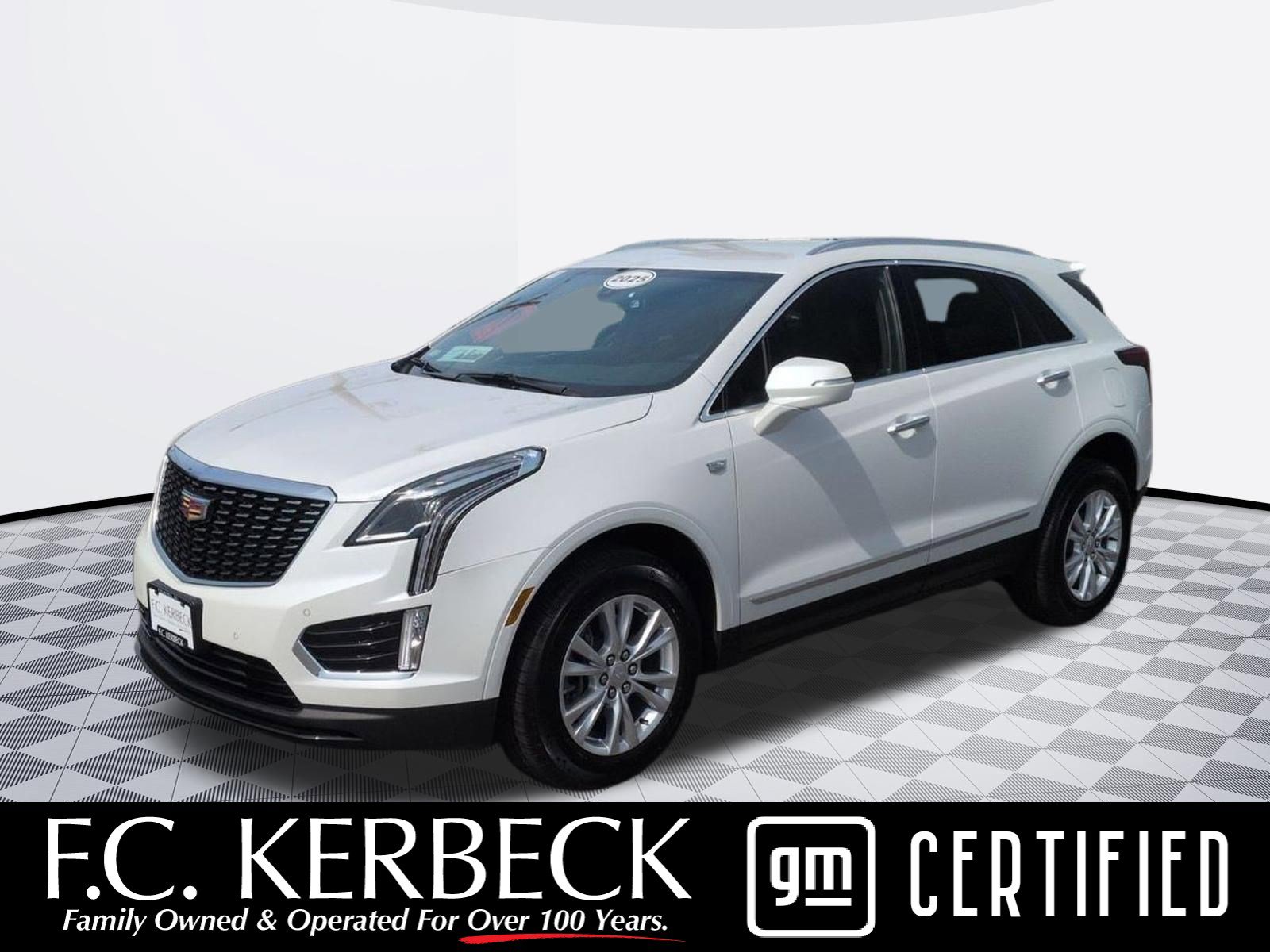 Certified 2025 Cadillac XT5 Luxury image 1