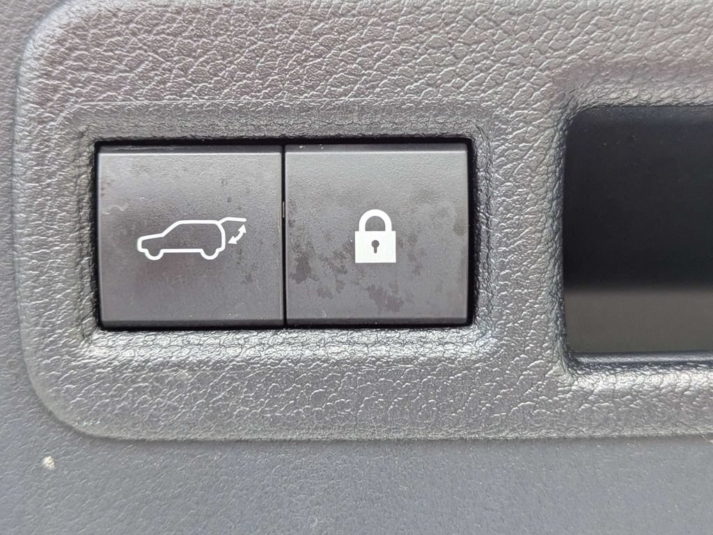 Used 2018 Lexus NX 300h AWD w/ Comfort Package image 15