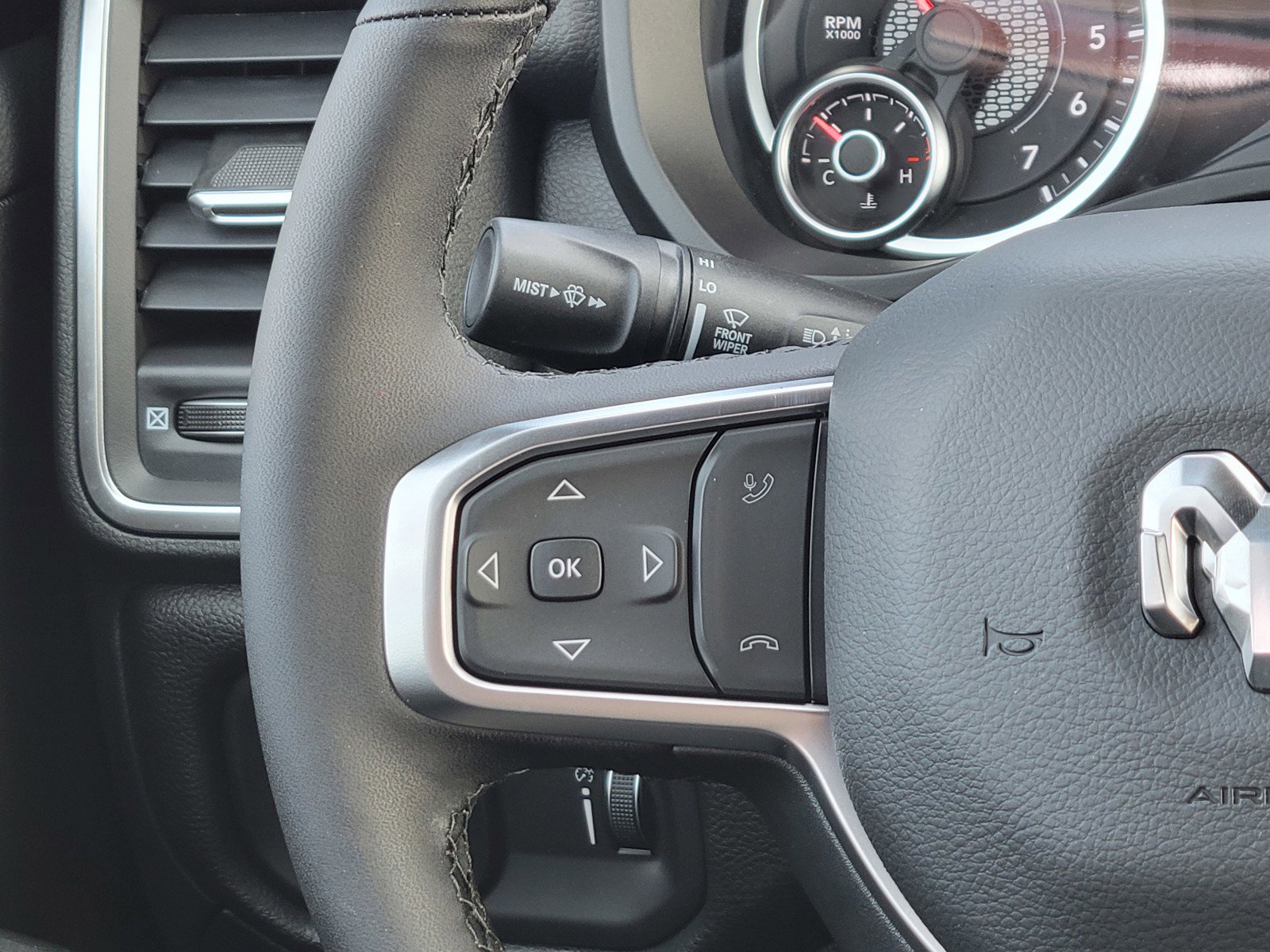 New 2025 RAM 1500 Big Horn image 29