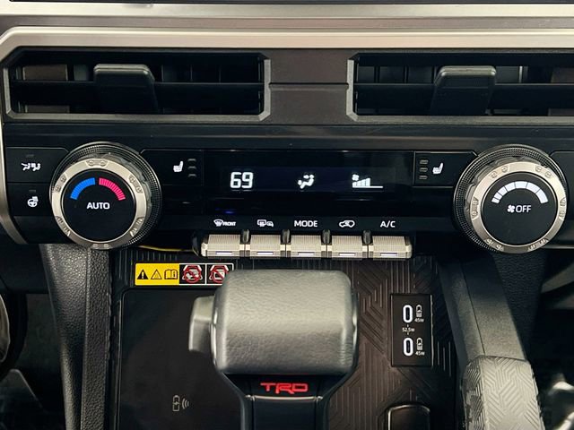 Used 2025 Toyota 4Runner TRD Off-Road AWD/4WD image 11