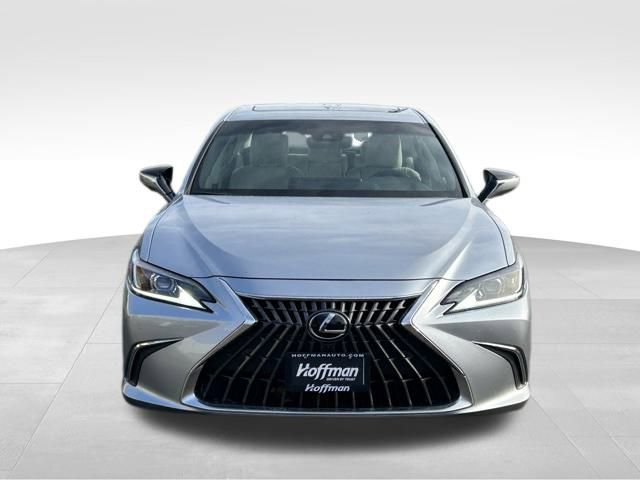 Certified 2024 Lexus ES 300h w/ Luxury Package image 2