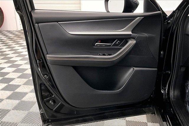 Used 2025 MAZDA CX-70 3.3 Turbo w/ Preferred Package image 18