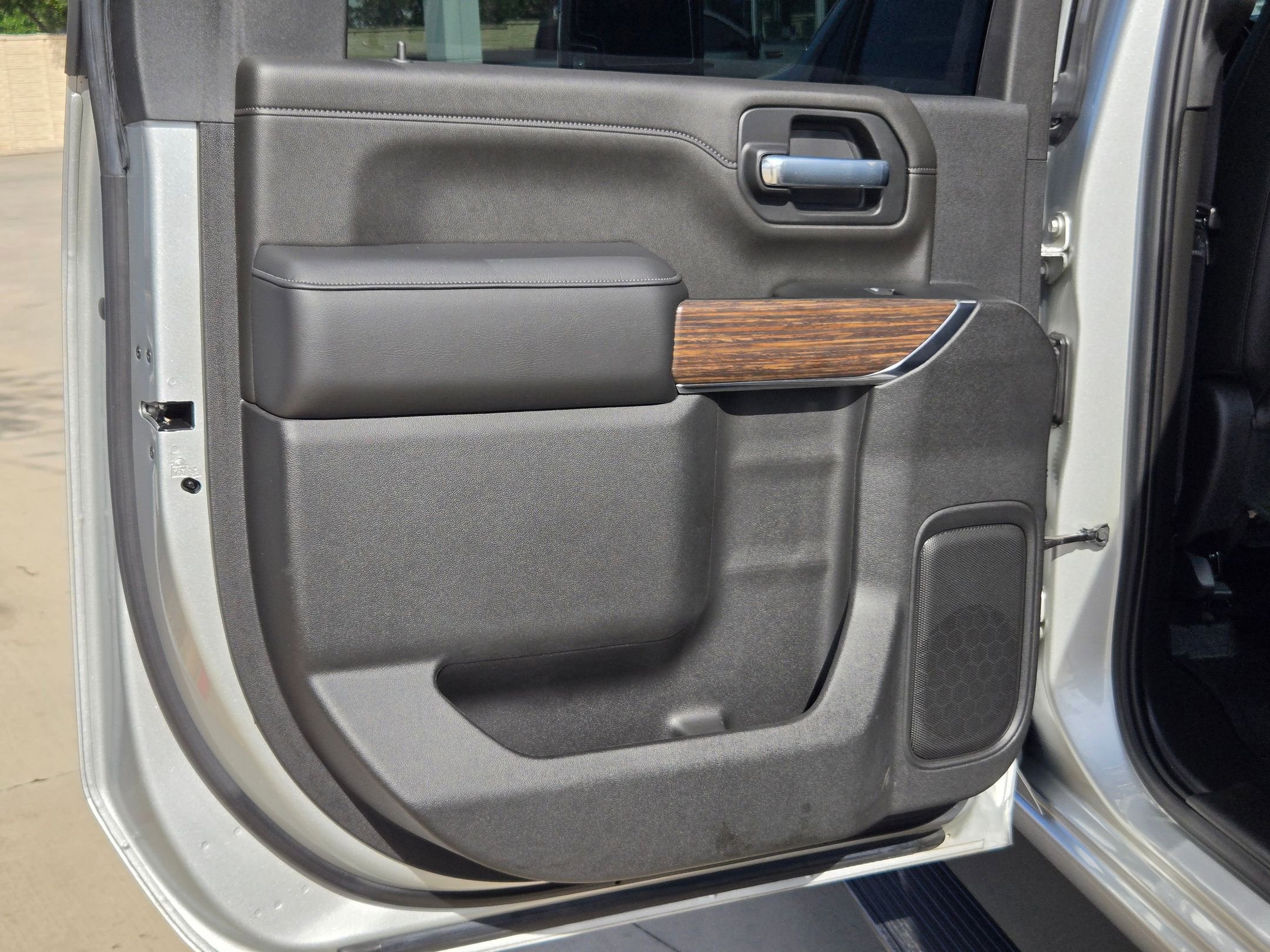 Certified 2022 Chevrolet Silverado 2500 High Country w/ Z71 Off-Road Package AWD/4WD image 20