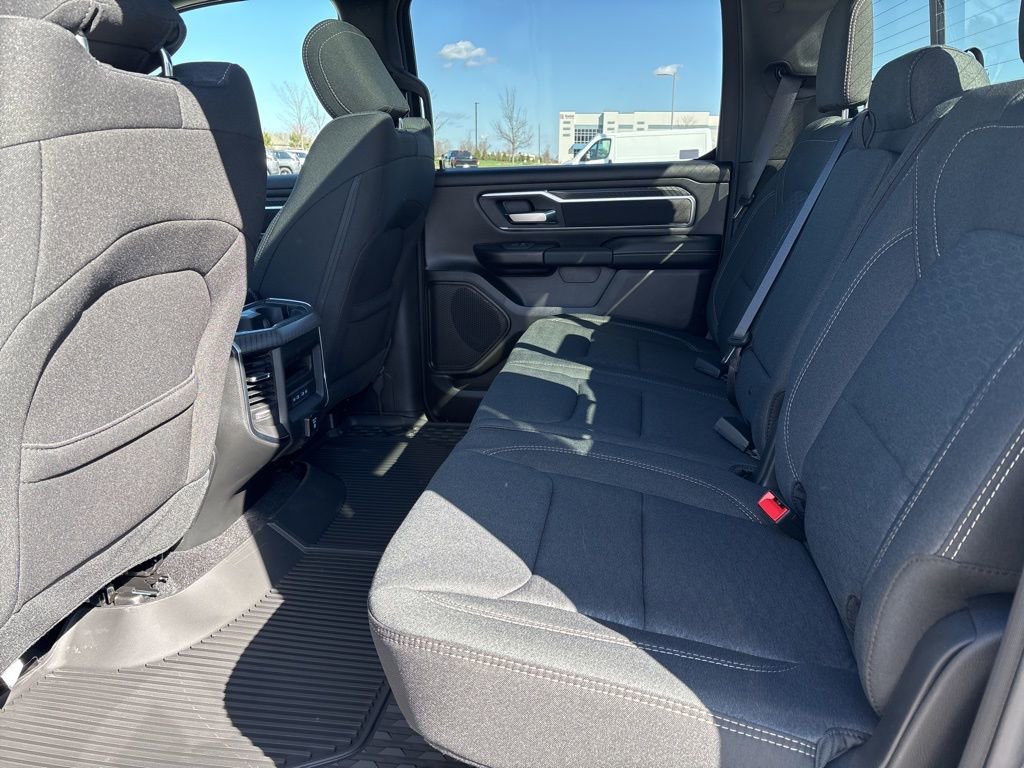 New 2026 RAM 1500 4x4 Crew Cab image 9