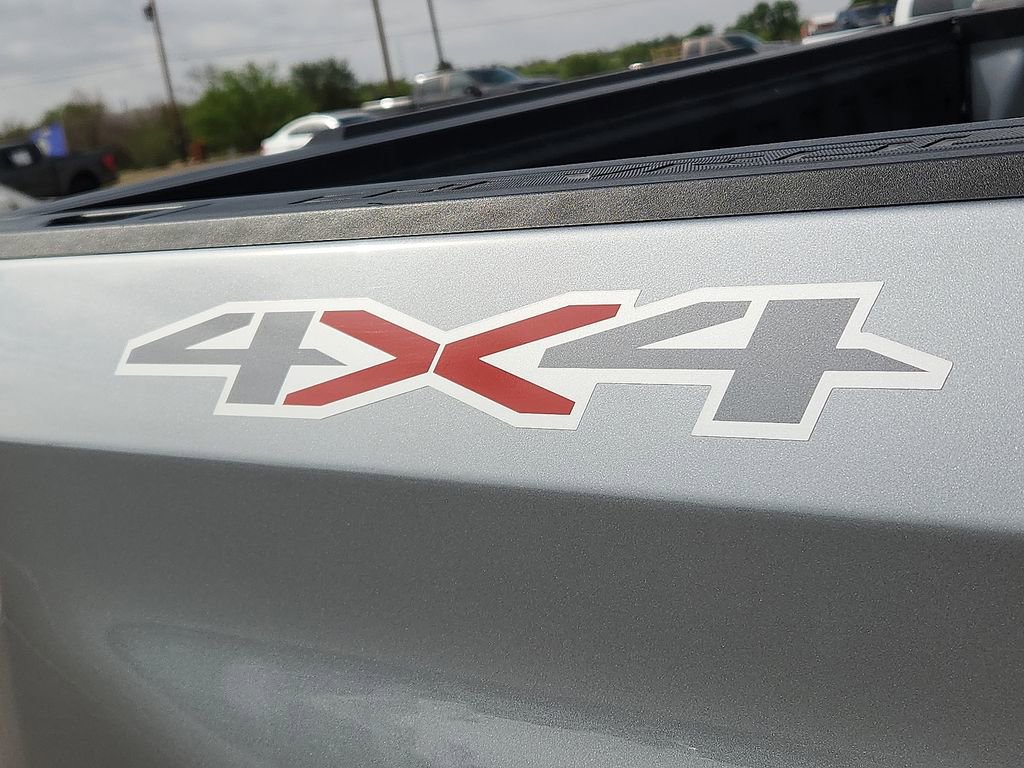 Used 2023 Chevrolet Silverado 1500 Custom AWD/4WD image 10