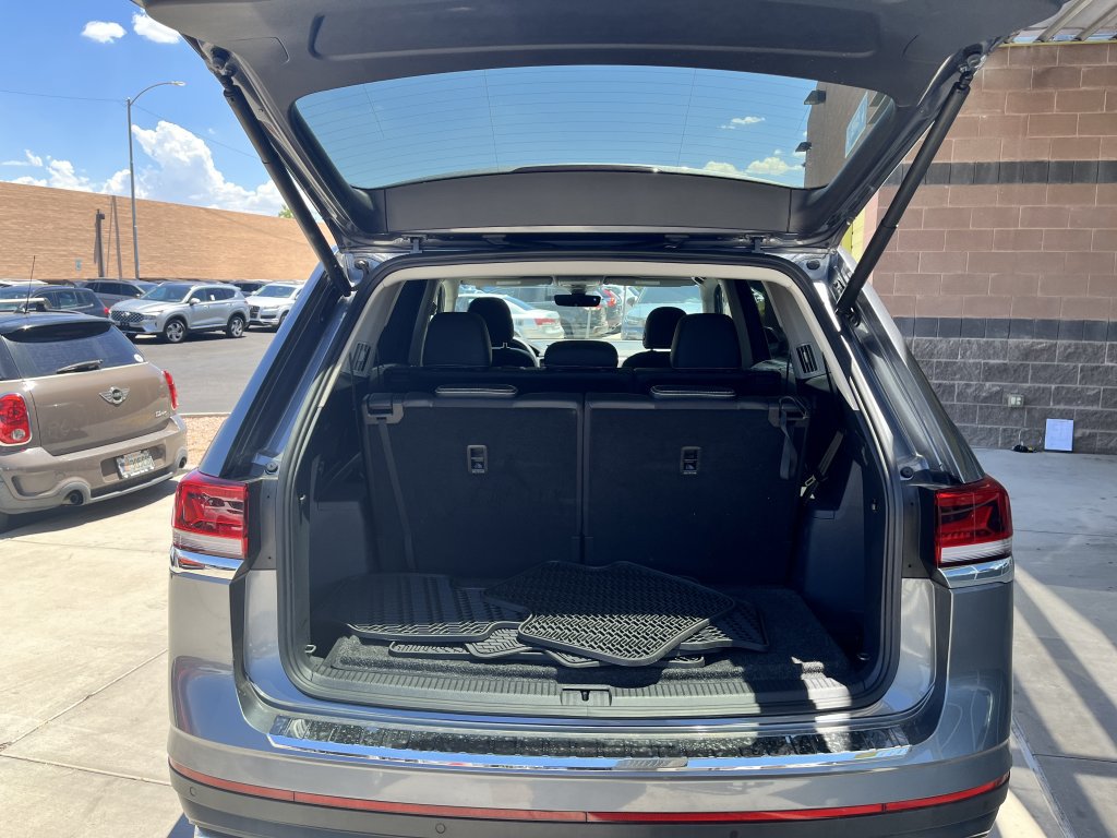 Used 2023 Volkswagen Atlas SEL AWD/4WD image 12