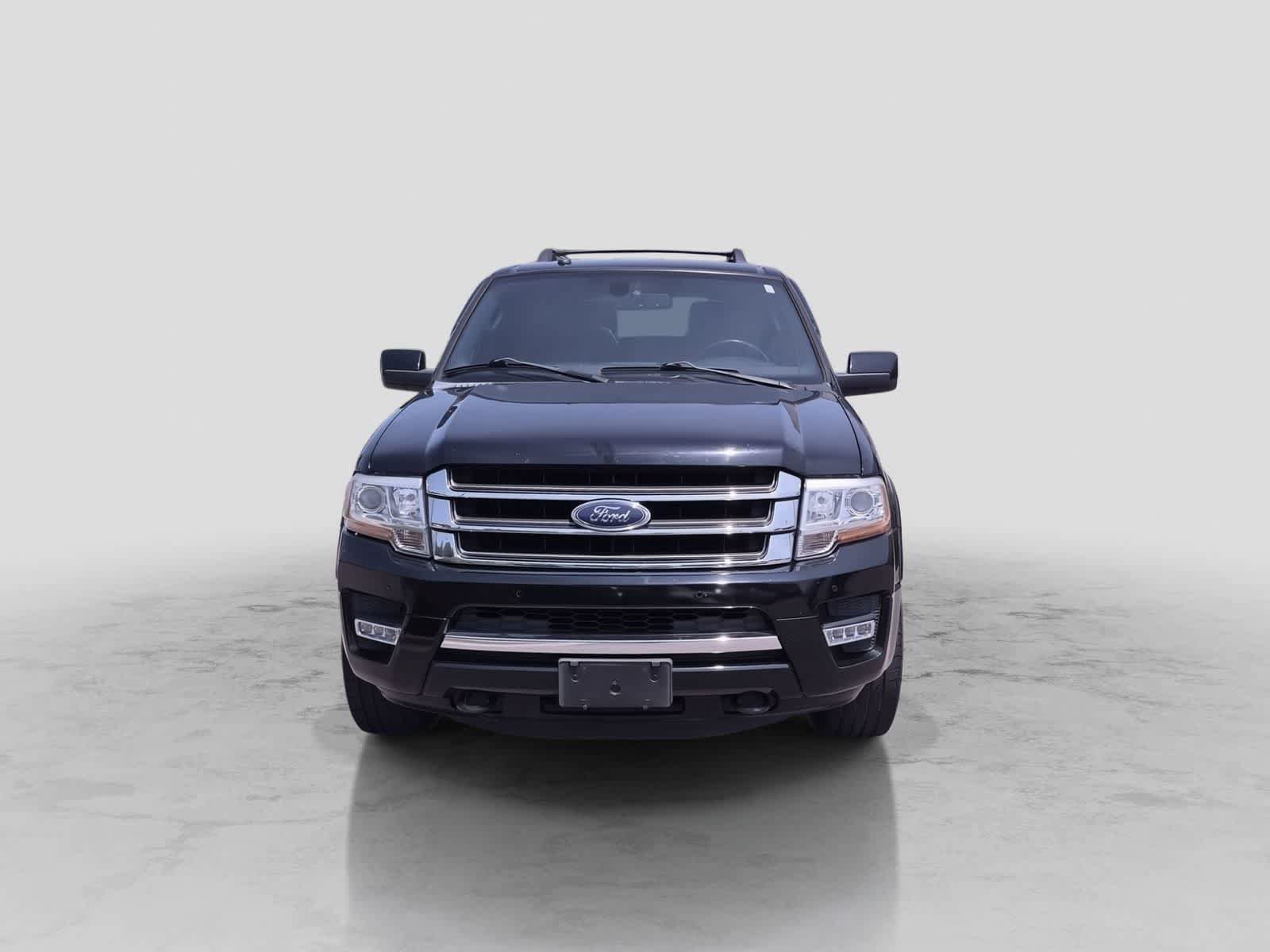 Used 2017 Ford Expedition Limited AWD/4WD image 3