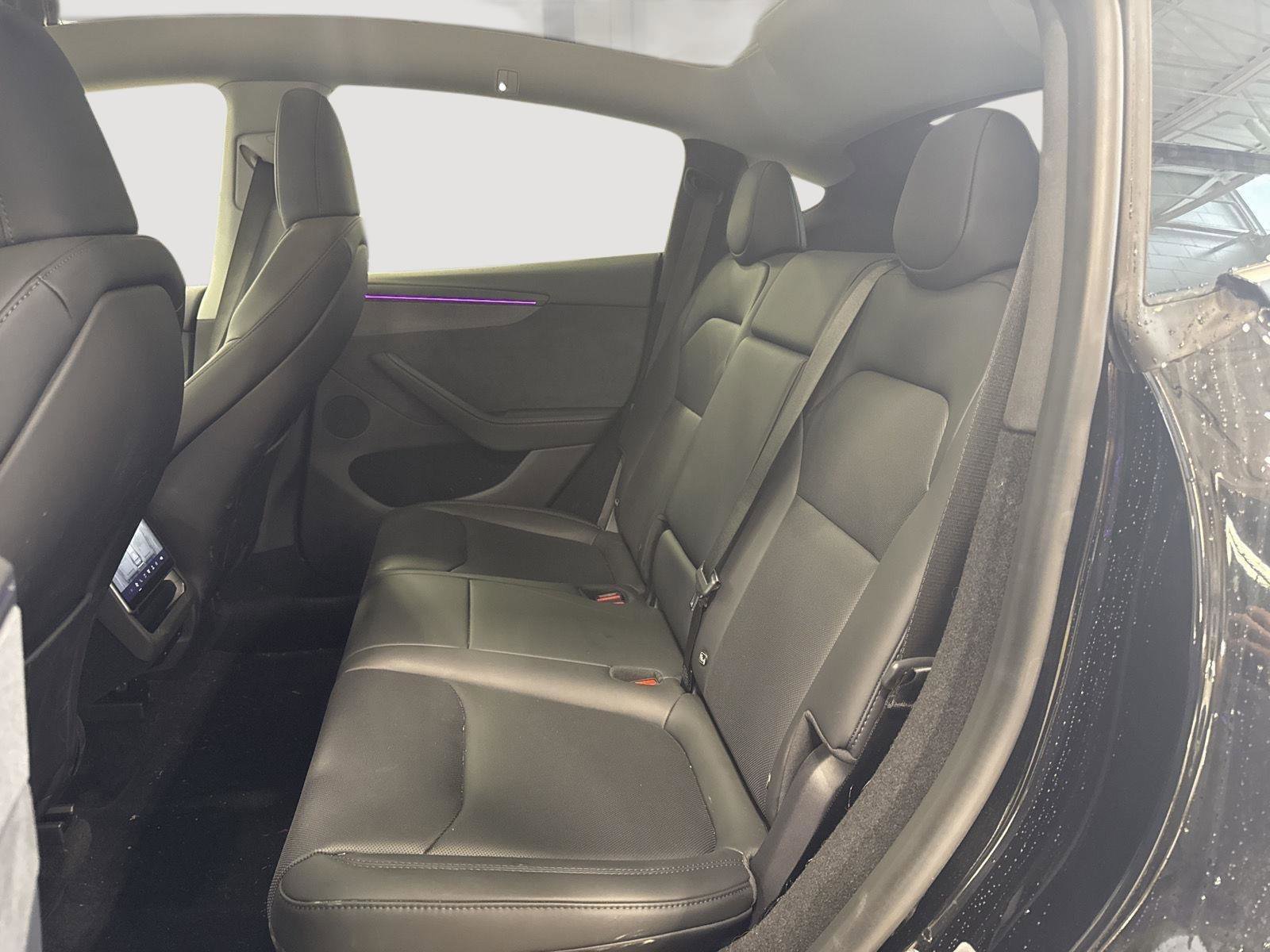 Used 2026 Tesla Model Y AWD image 12