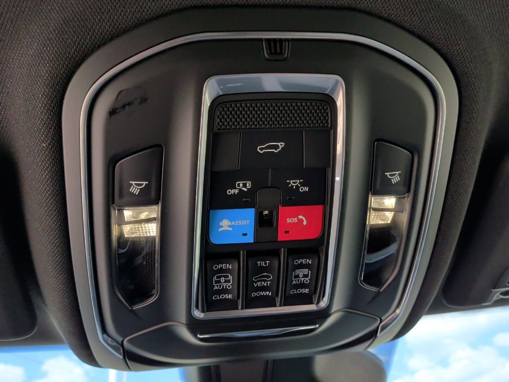 New 2026 Jeep Grand Cherokee L Limited image 21