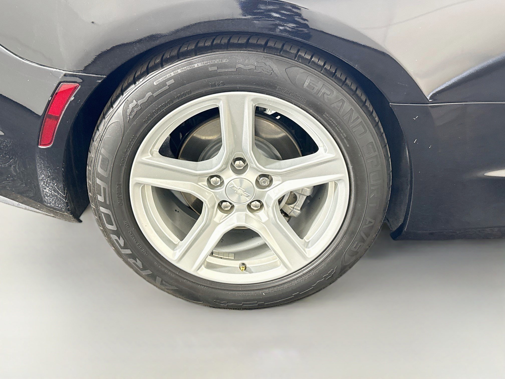 Used 2020 Chevrolet Camaro LT w/ Technology Package RWD image 31