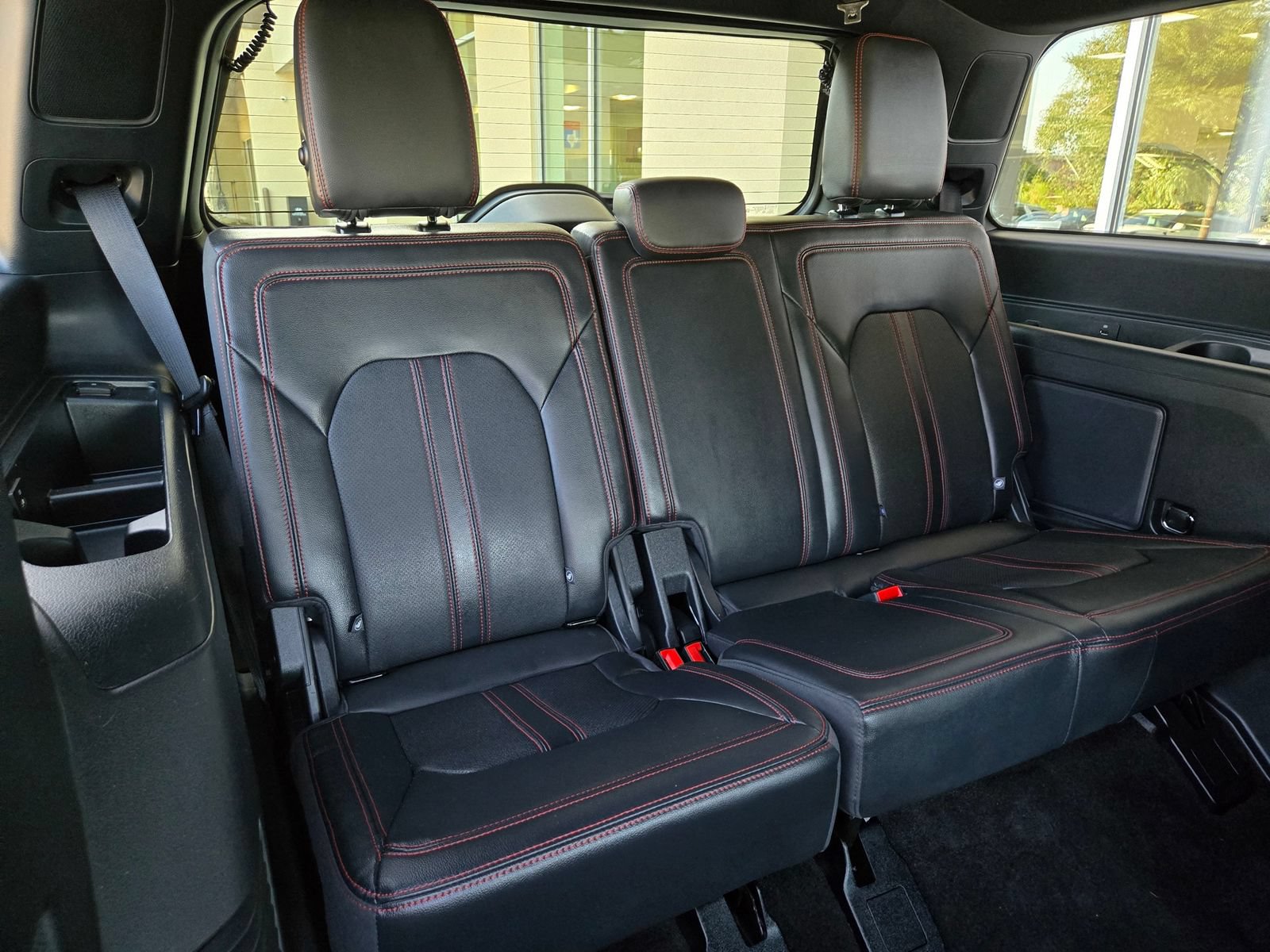 Used 2023 Ford Expedition Limited RWD image 27