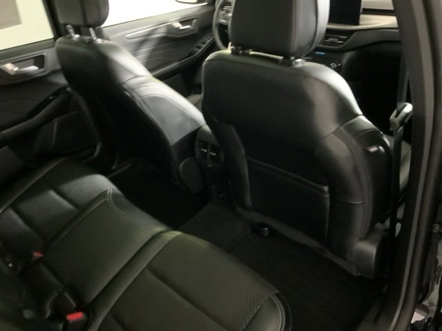 New 2026 Ford Escape SE image 39