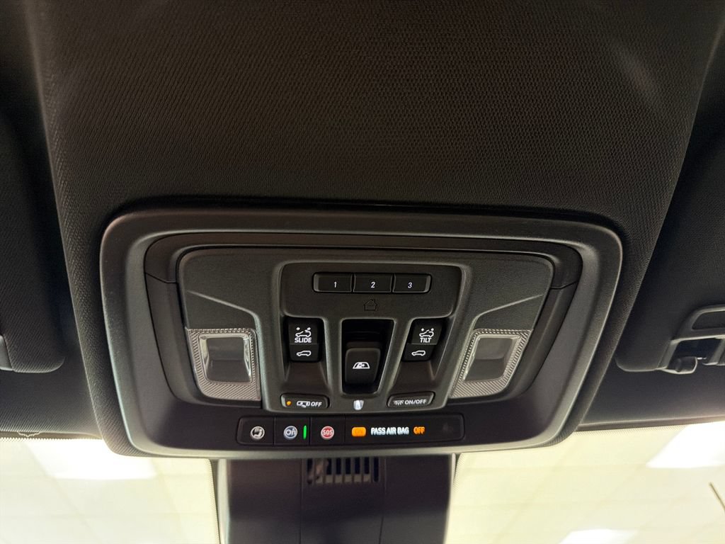 New 2026 GMC Sierra 2500 AT4 w/ AT4 Premium Plus Package AWD/4WD image 16