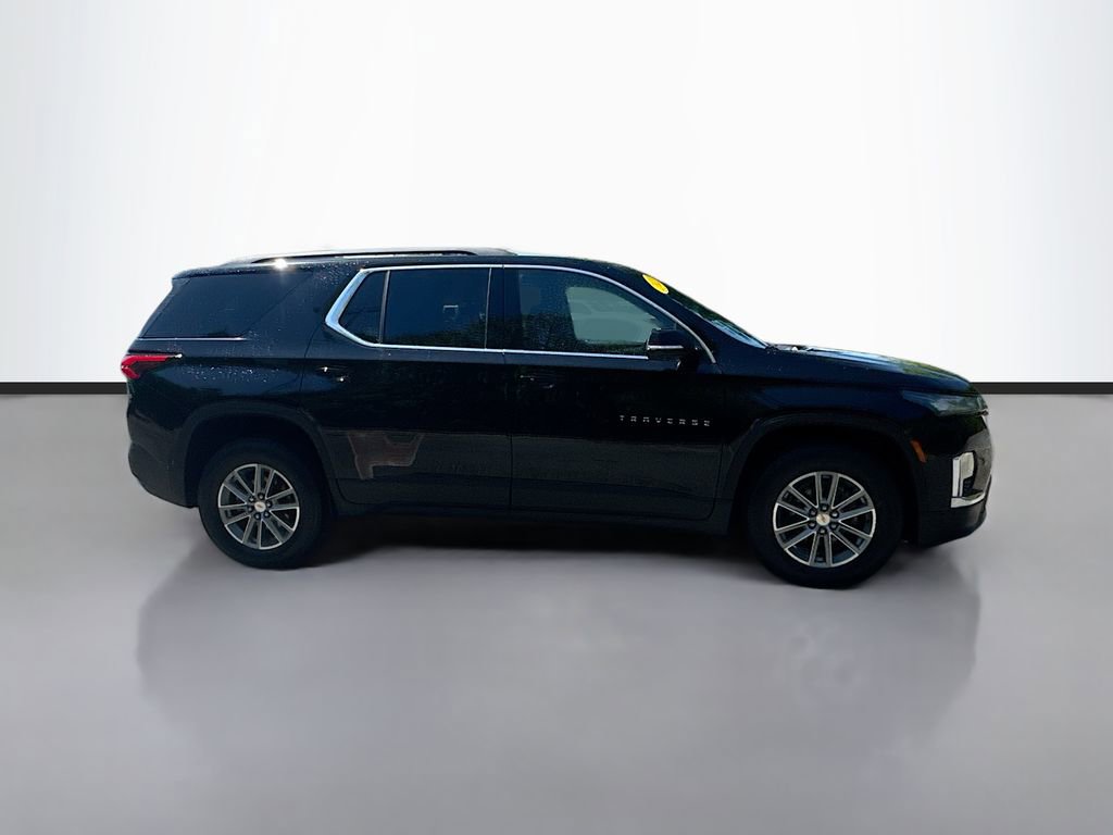 Used 2023 Chevrolet Traverse LT FWD image 9