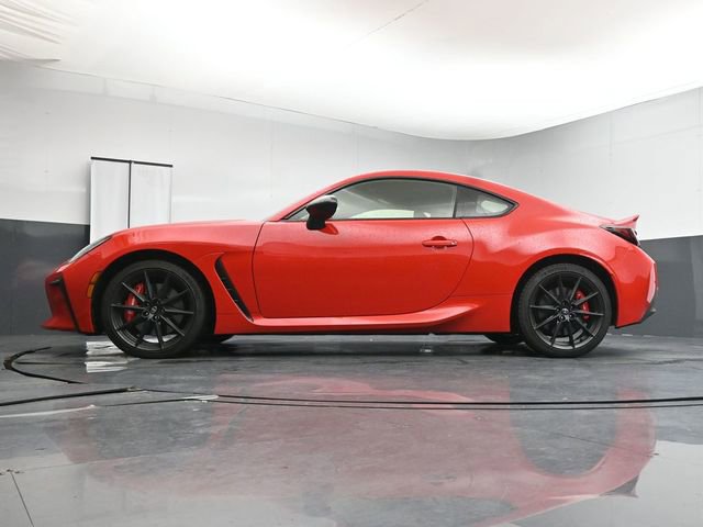 Used 2025 Toyota GR86 Premium w/ Performance Package RWD image 30