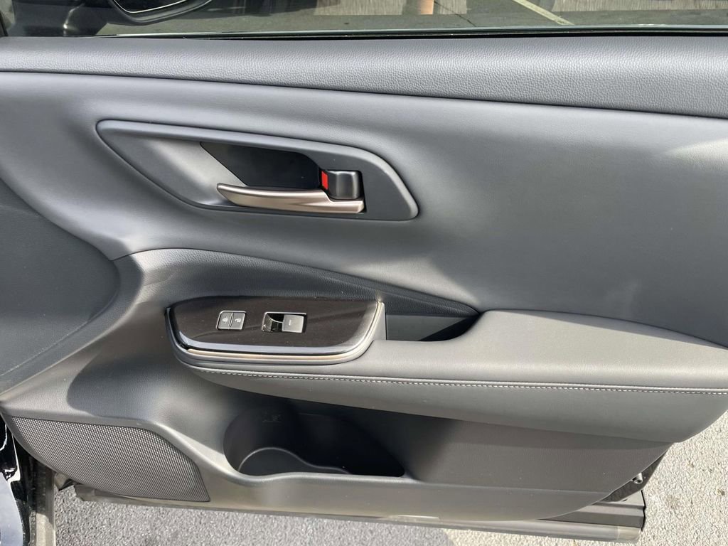 Used 2025 Toyota Crown Signia w/ Advanced Technology Package AWD/4WD image 47