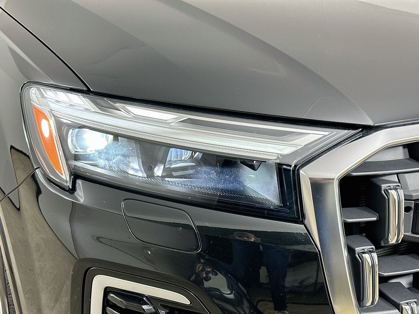Used 2025 Audi Q7 3.0T Premium Plus w/ Premium Plus Package AWD/4WD image 9