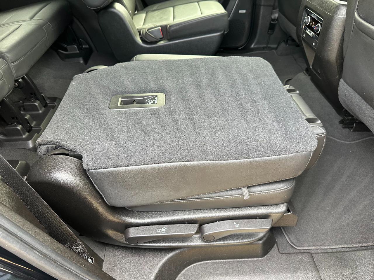 Used 2021 Chevrolet Tahoe Z71 image 26