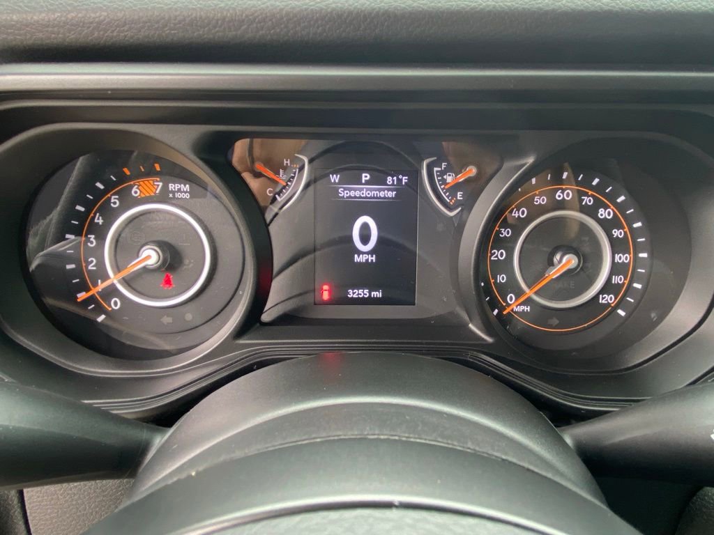 Used 2025 Jeep Wrangler Sport AWD/4WD image 18