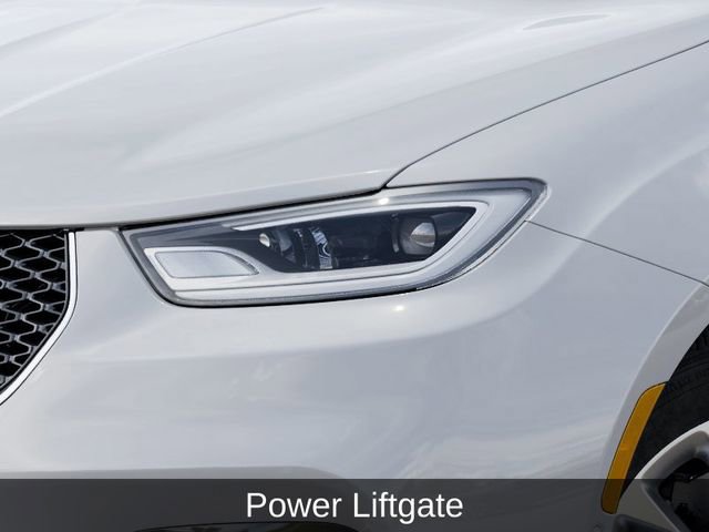 New 2026 Chrysler Pacifica Limited w/ Trailer Tow Group image 12