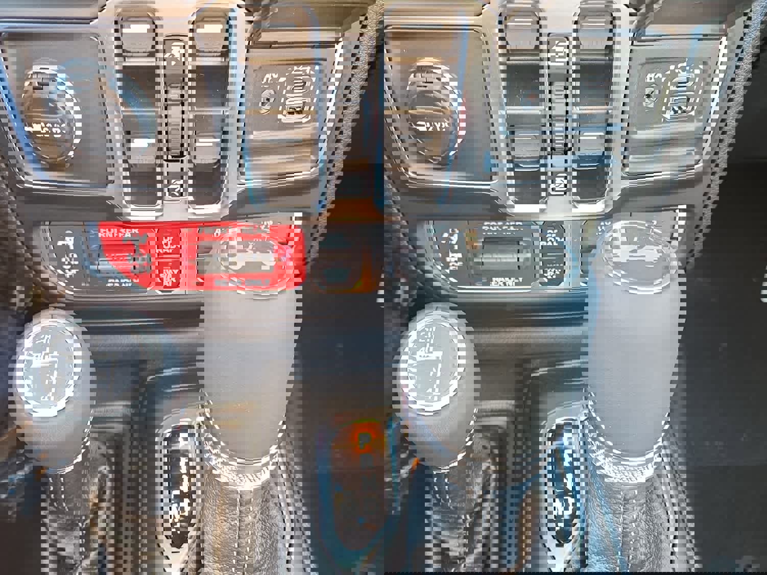 New 2026 Jeep Wrangler Unlimited Rubicon w/ Steel Bumper Group image 20