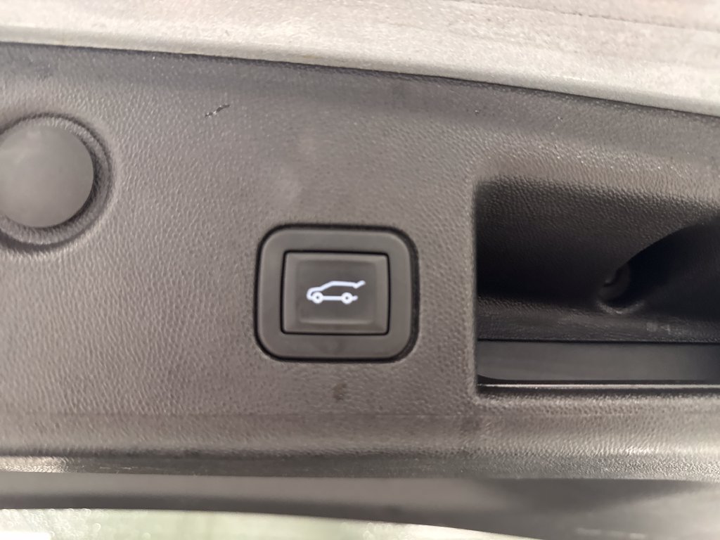 Used 2024 Chevrolet Equinox LT AWD/4WD image 45