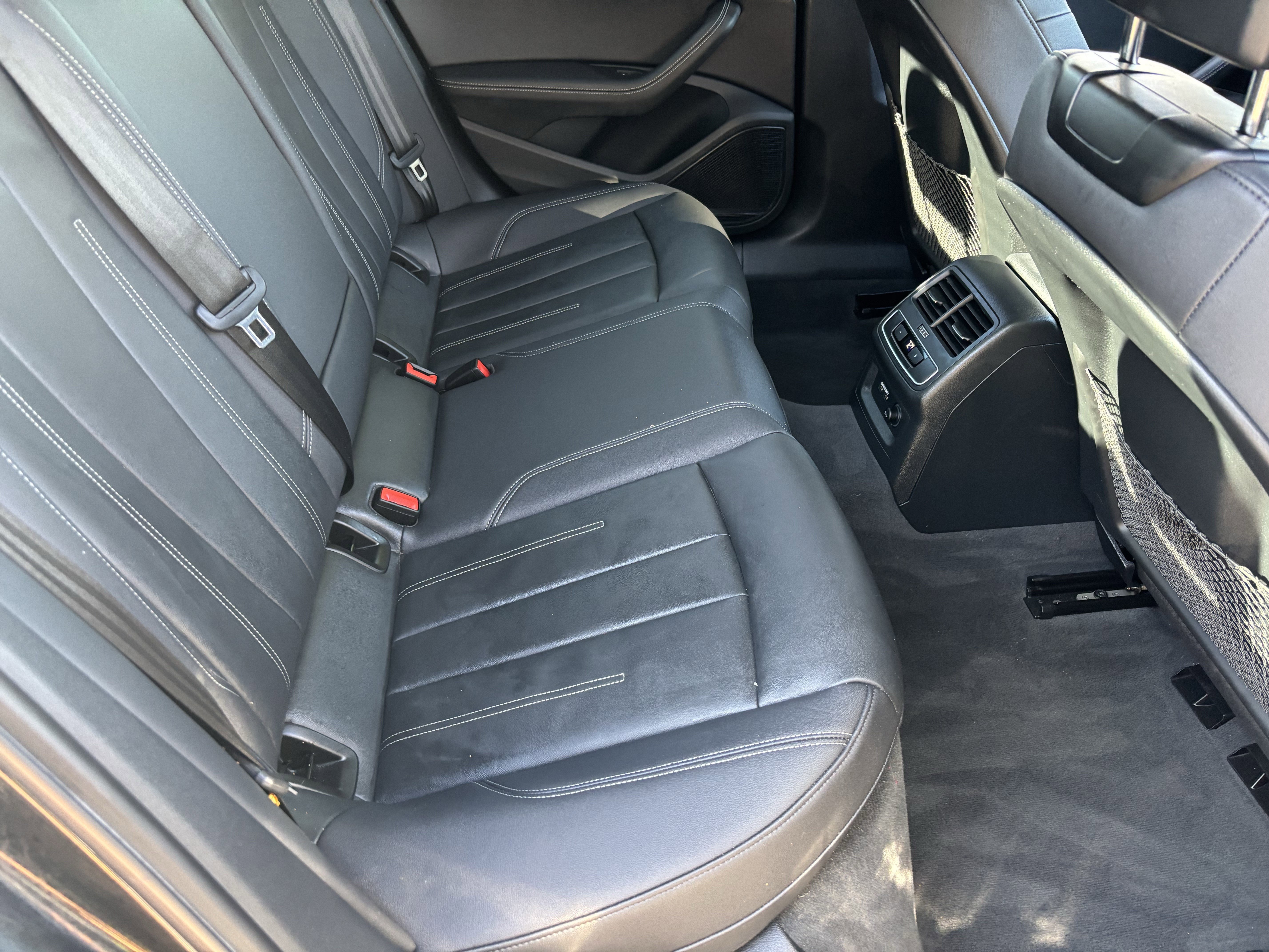 Used 2022 Audi A4 2.0T Premium Plus w/ Premium Plus Package image 12